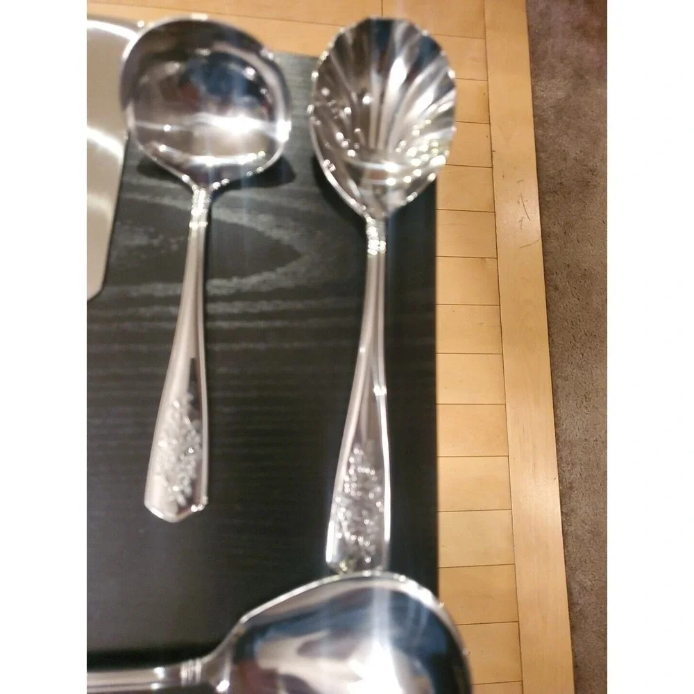 Reed & Barton Stainless Serving Set NEW. 10 Pieces.